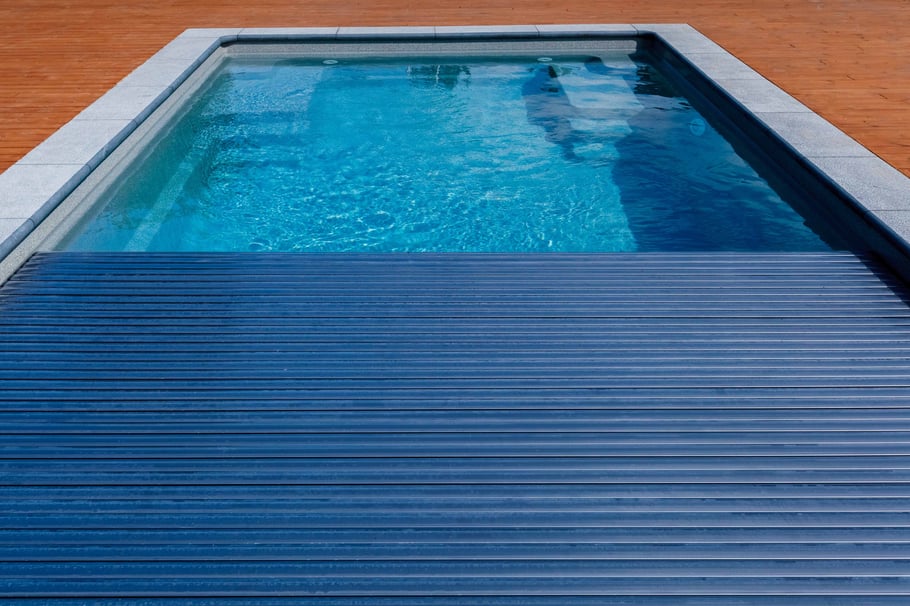 fiberglass pool with automatic cover